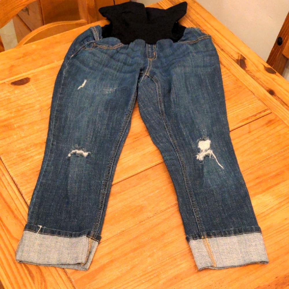 Motherhood Bounce Back Maternity Distressed, Pegged Crop Jeans, Size Medium